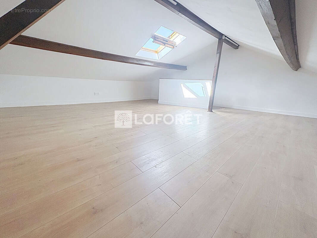 Appartement à ROMAINVILLE