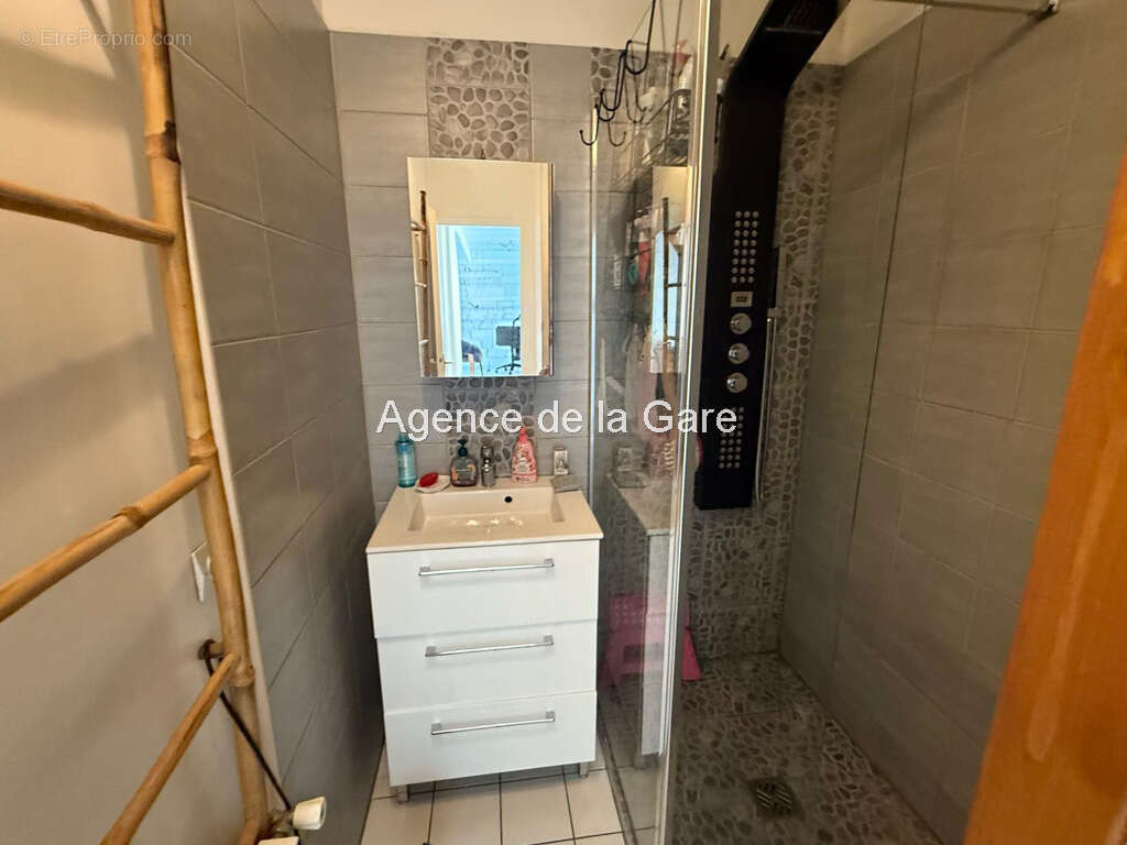 Maison à SARTROUVILLE