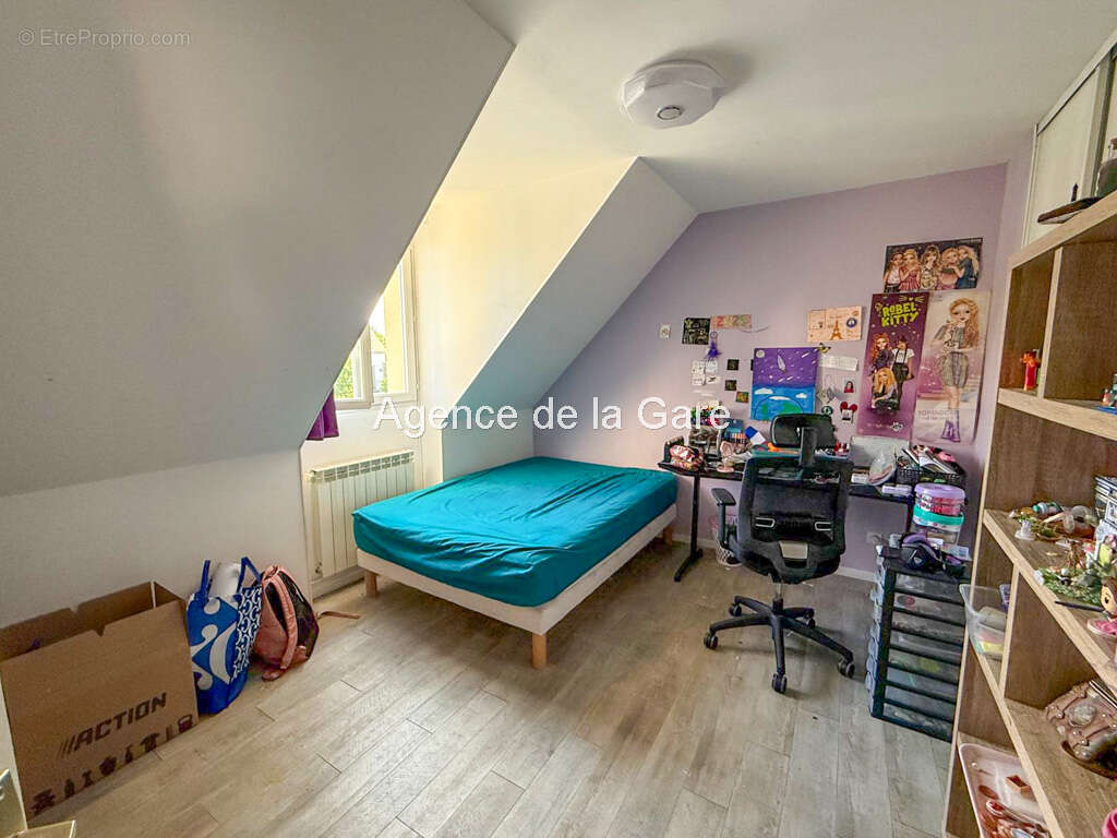 Maison à SARTROUVILLE