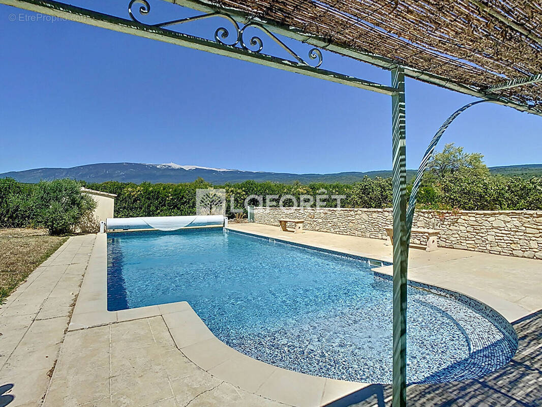 Maison à VILLES-SUR-AUZON