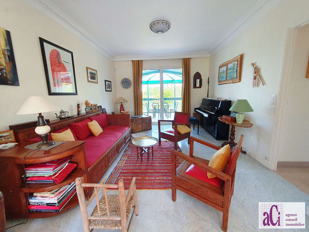 Maison à L&#039;HAY-LES-ROSES