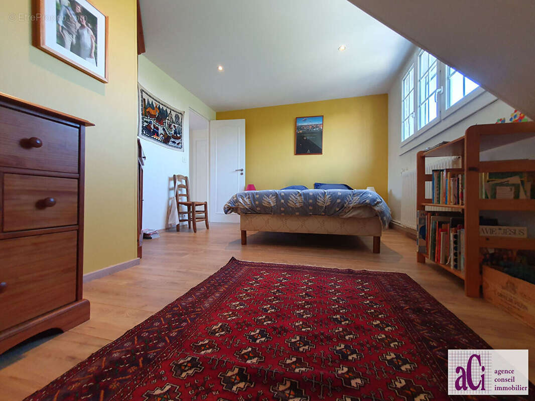 Maison à L&#039;HAY-LES-ROSES