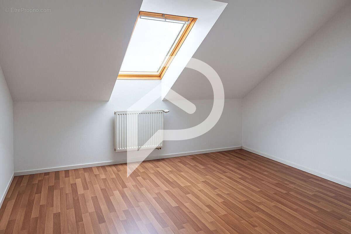 Maison à GOUZEAUCOURT