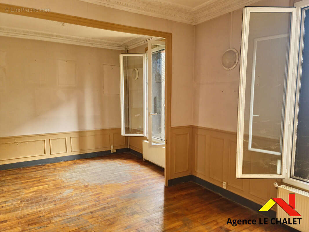 Maison à VILLENEUVE-LE-ROI