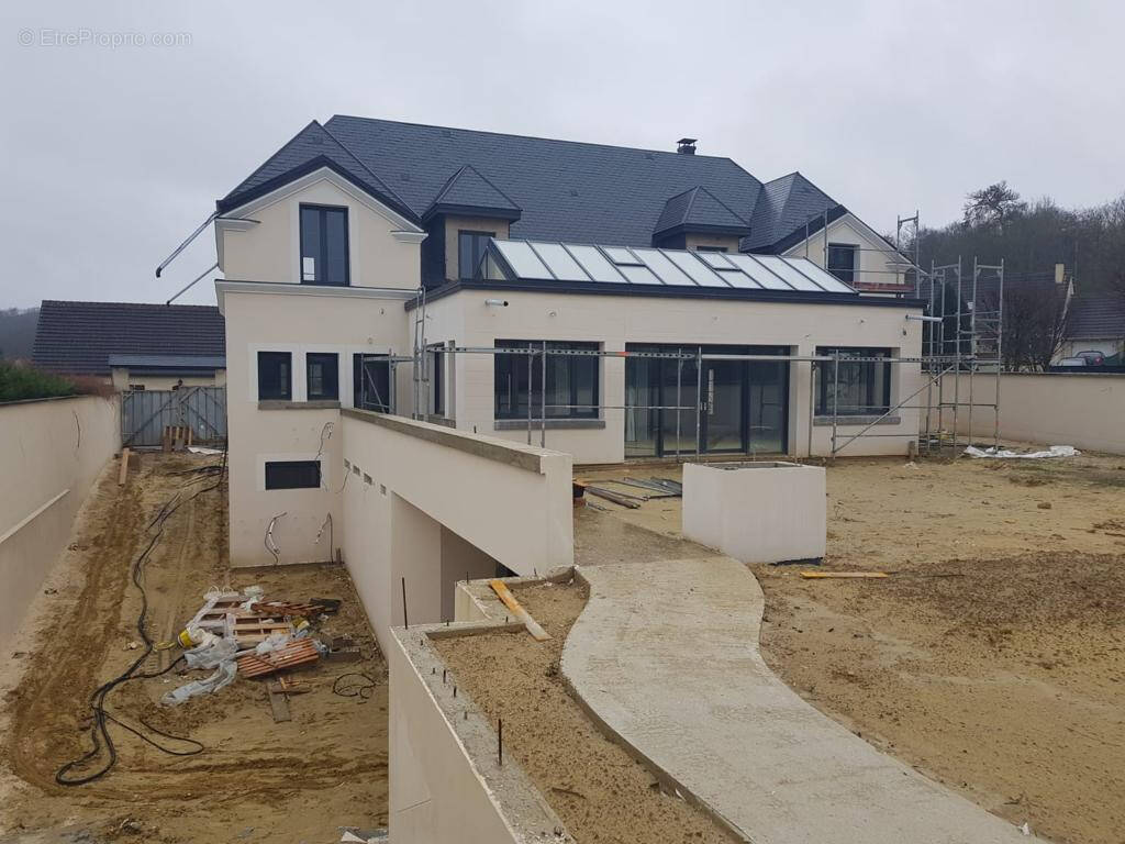 Appartement à CREPY-EN-VALOIS