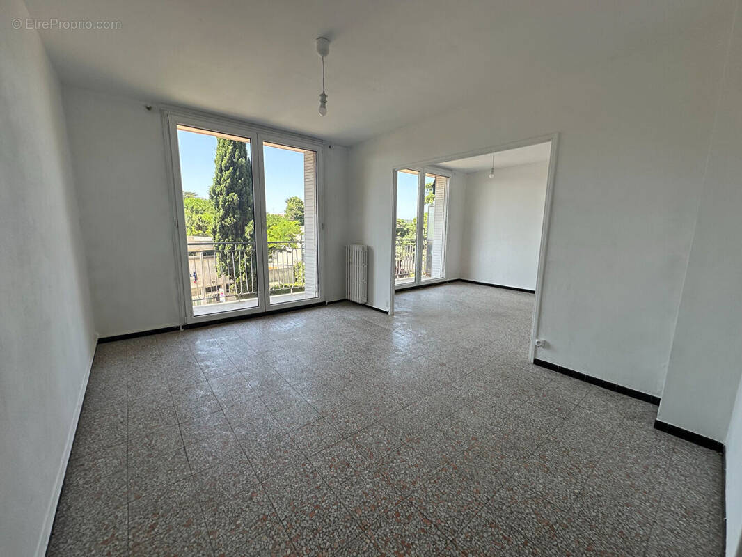 Appartement à NIMES