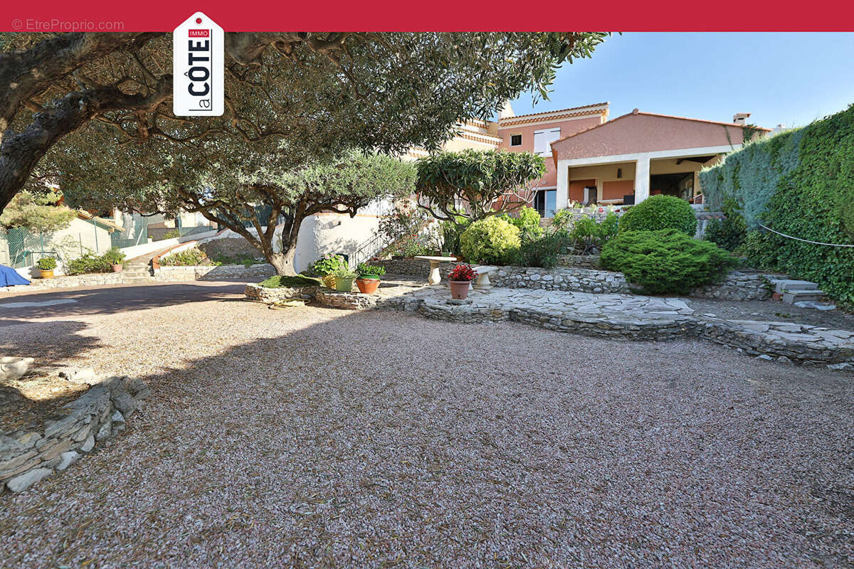 Maison à SAUSSET-LES-PINS