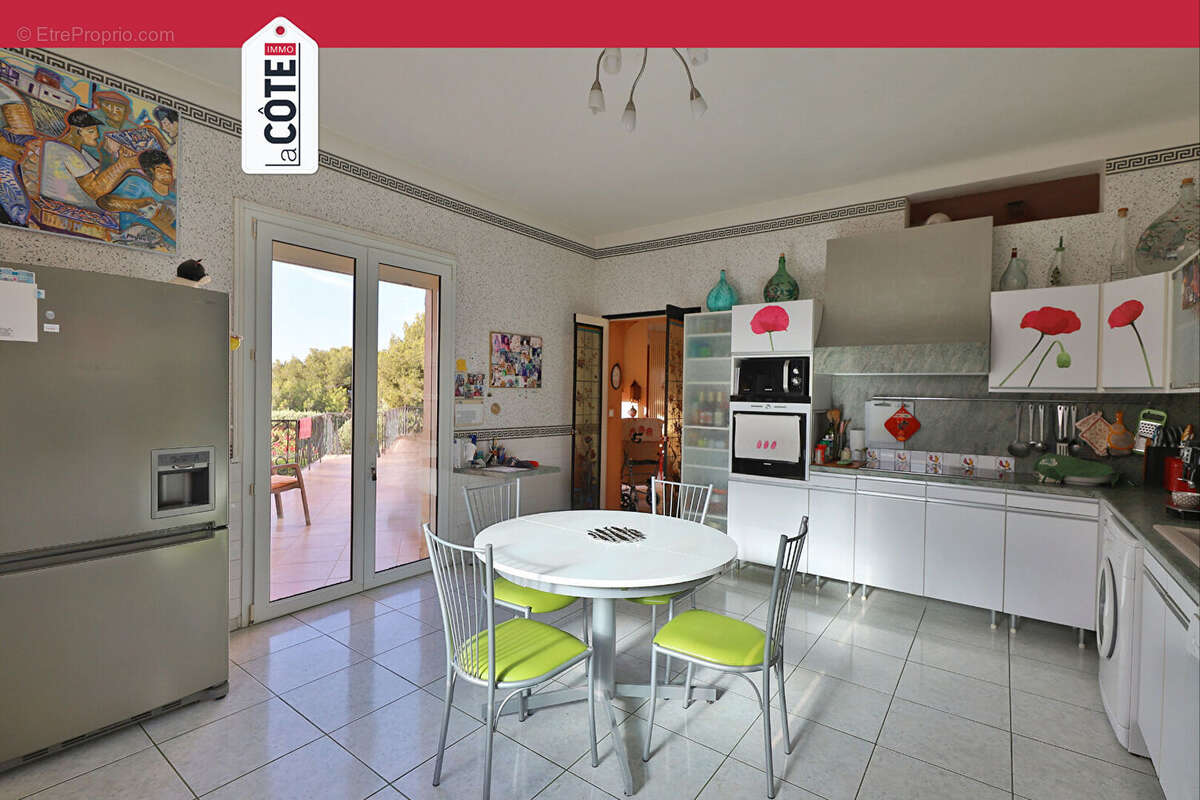 Maison à SAUSSET-LES-PINS