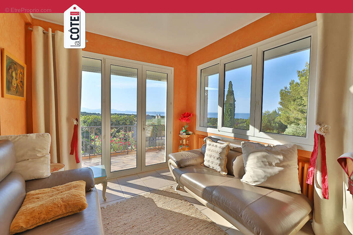 Maison à SAUSSET-LES-PINS