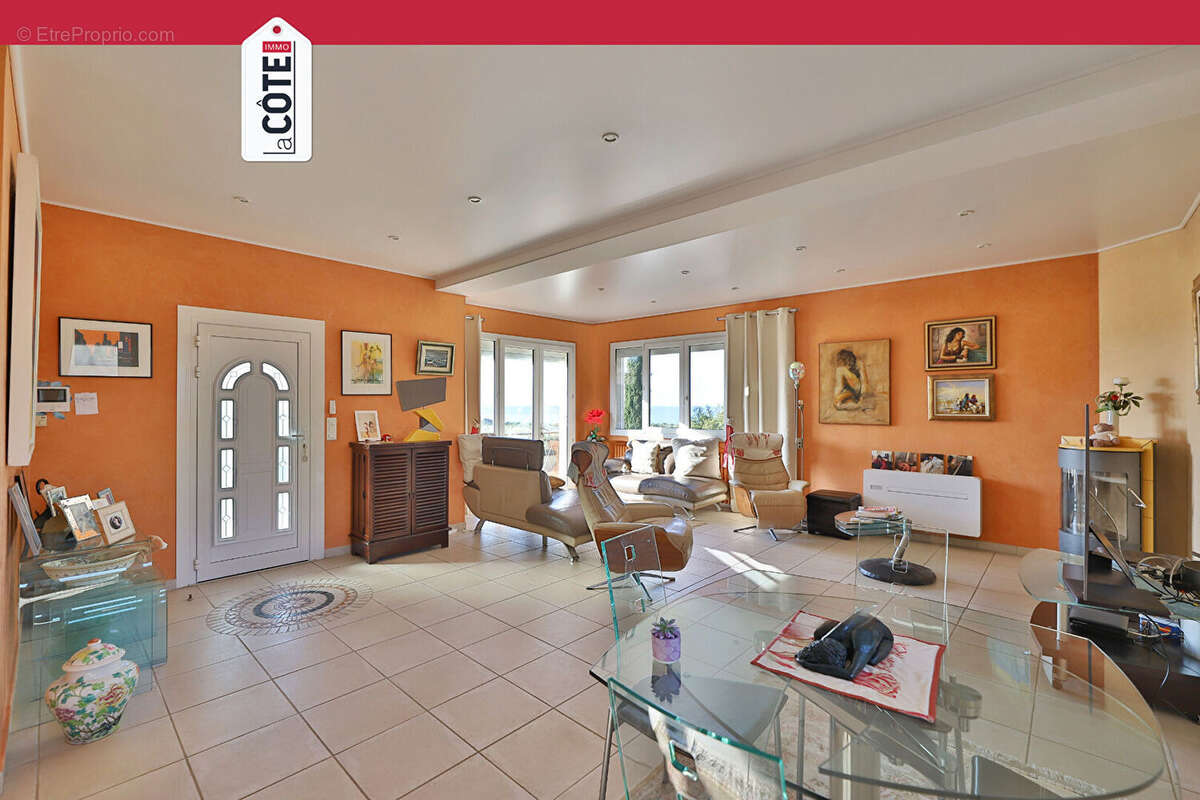 Maison à SAUSSET-LES-PINS