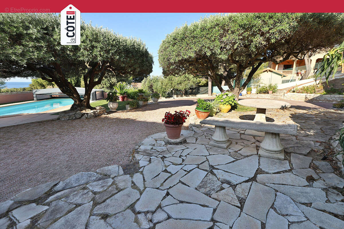 Maison à SAUSSET-LES-PINS