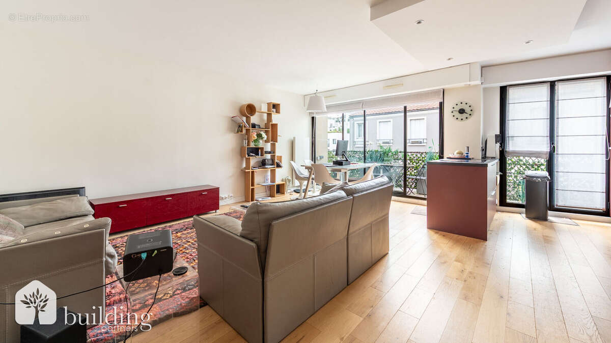 Appartement à LEVALLOIS-PERRET