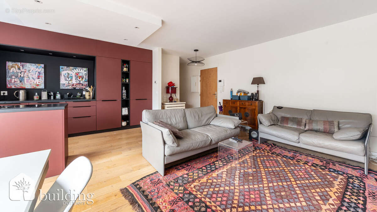 Appartement à LEVALLOIS-PERRET