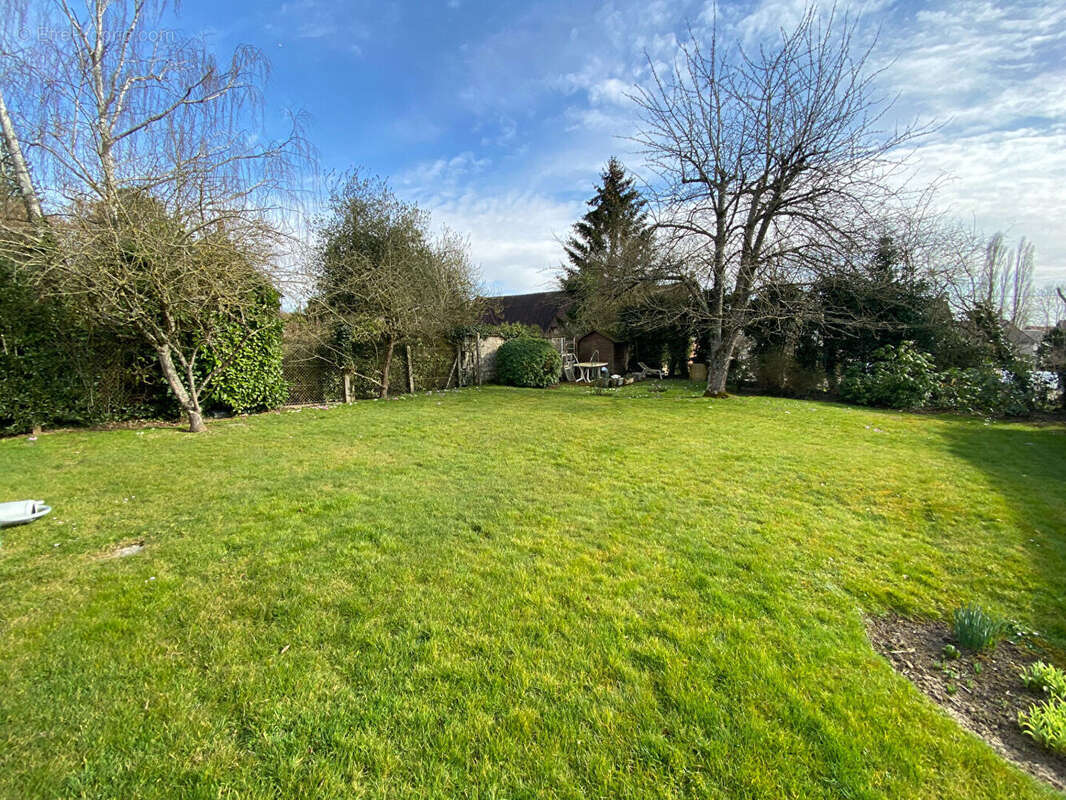 Maison à NEUILLY-EN-THELLE