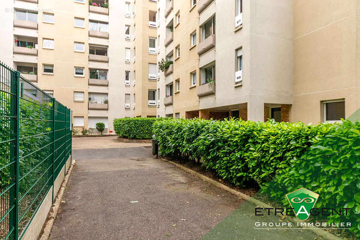 Appartement à ERMONT