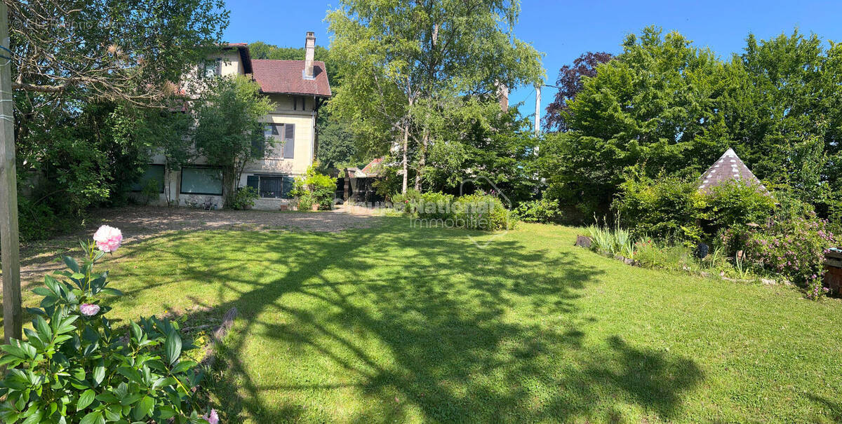 Maison à PIERREFONDS