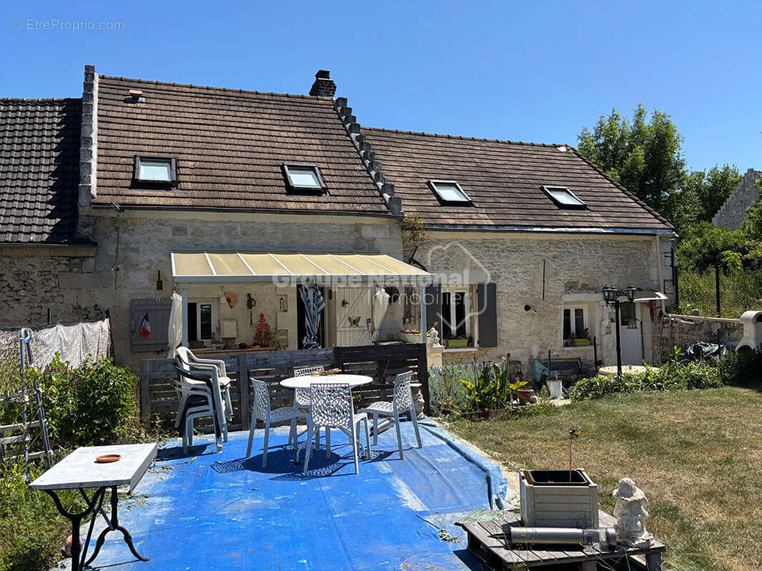 Maison à PIERREFONDS