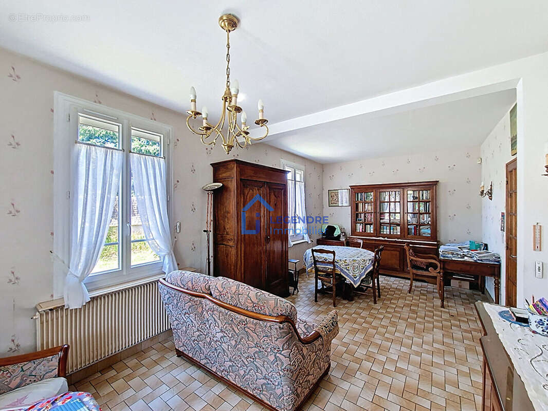 Maison à LE PLESSIS-BOUCHARD