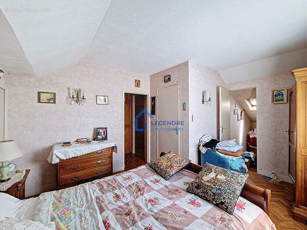 Maison à LE PLESSIS-BOUCHARD