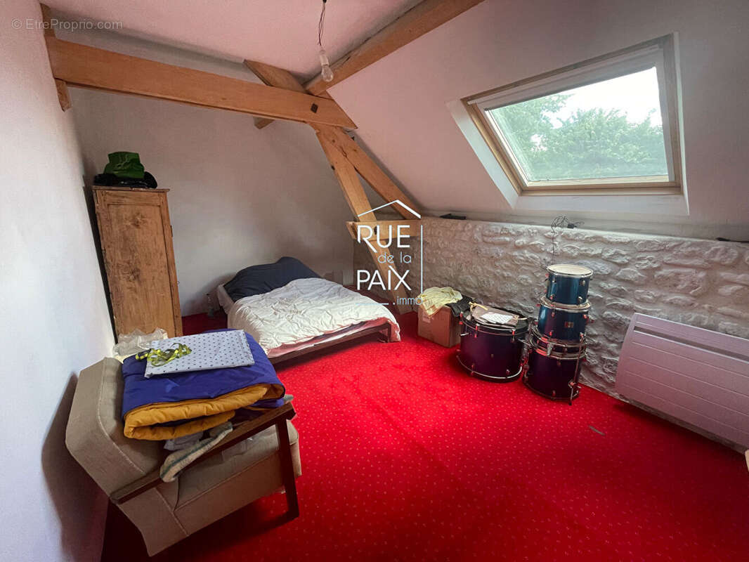 Maison à SAINT-GERVAIS-LES-TROIS-CLOCHERS