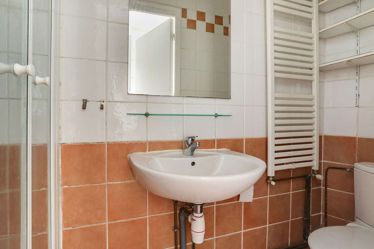 Appartement à PARIS-19E