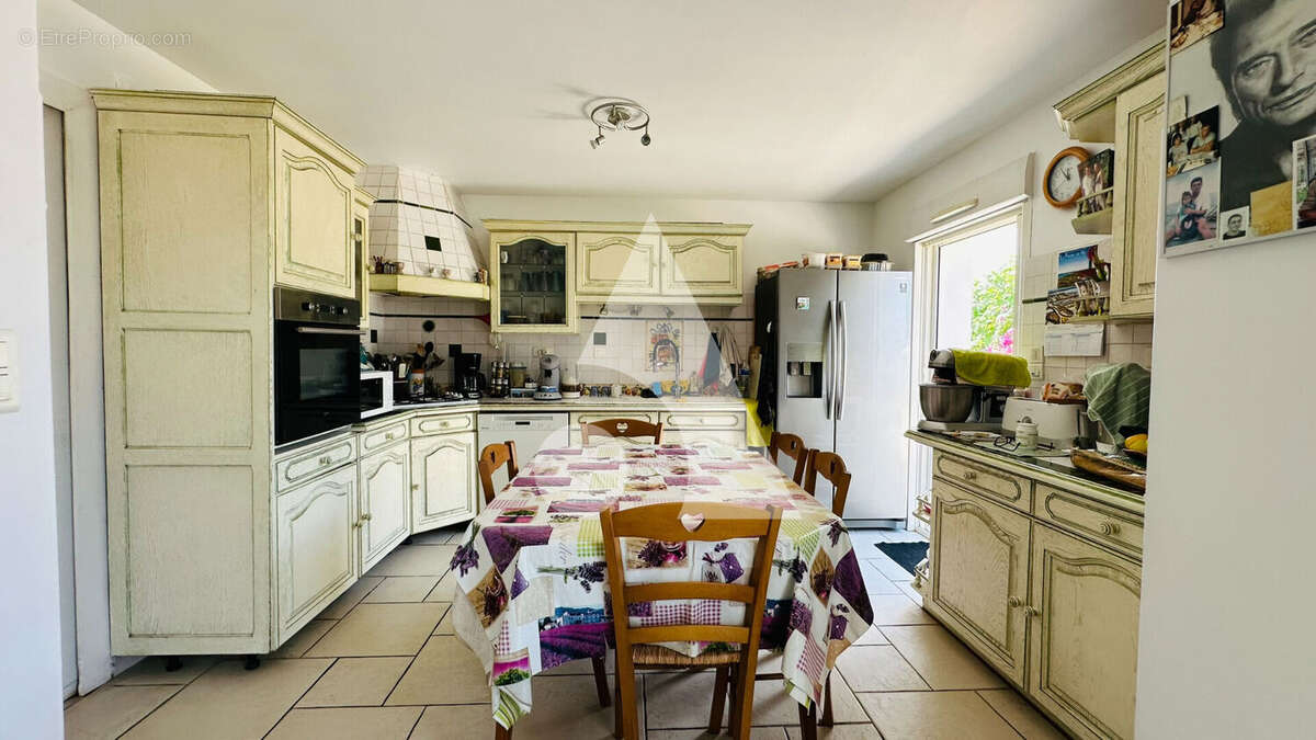 Maison à BOURCEFRANC-LE-CHAPUS