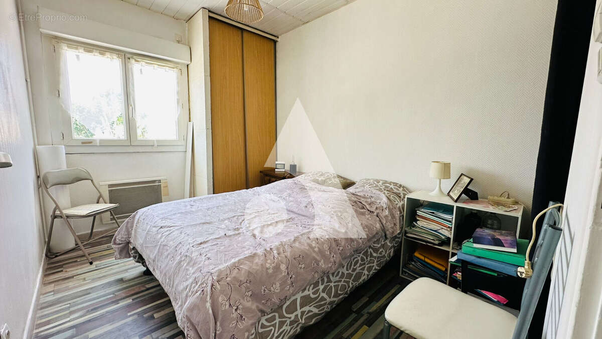 Maison à BOURCEFRANC-LE-CHAPUS