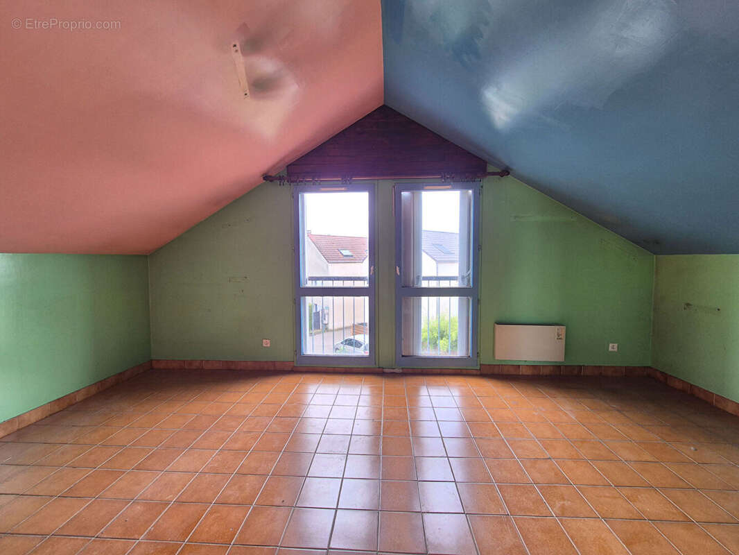 Maison à MONTIGNY-LE-BRETONNEUX