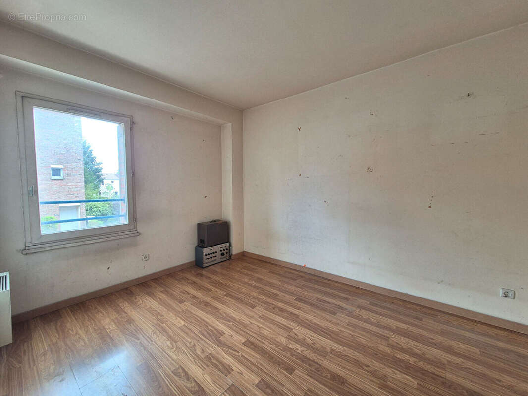 Maison à MONTIGNY-LE-BRETONNEUX