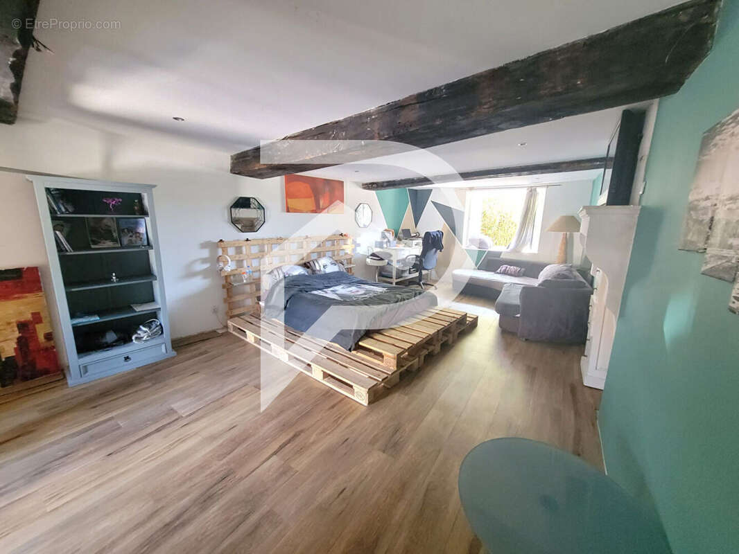 Maison à AUTREVILLE-SUR-LA-RENNE