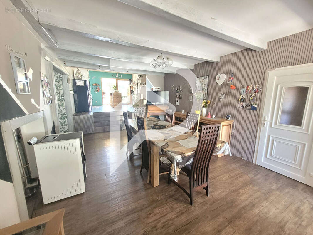 Maison à AUTREVILLE-SUR-LA-RENNE