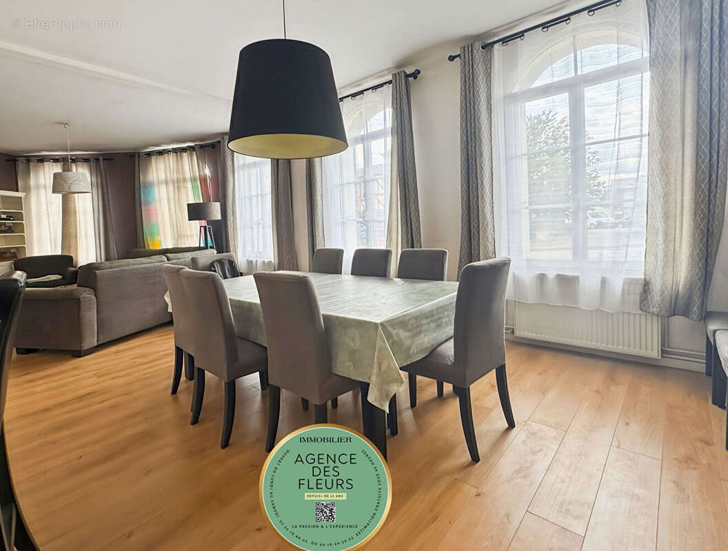 Maison à SAINT-OUEN-DU-TILLEUL