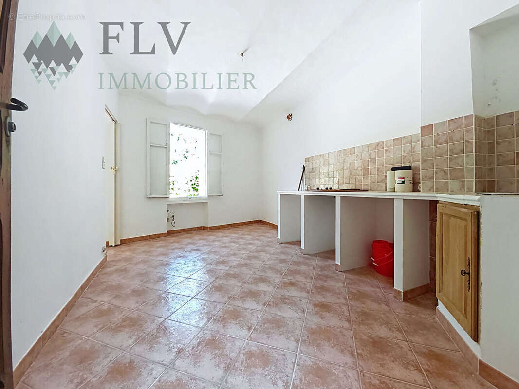 Appartement à SAINT-SAUVEUR-SUR-TINEE