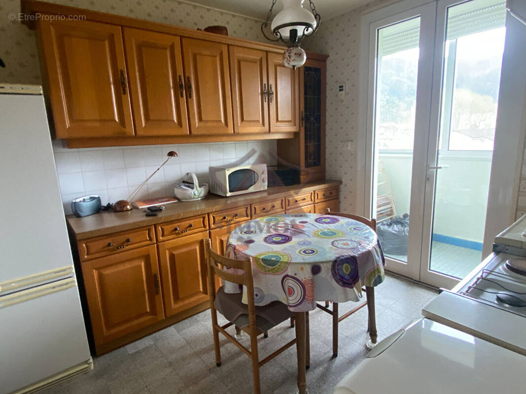 Appartement à BESSEGES