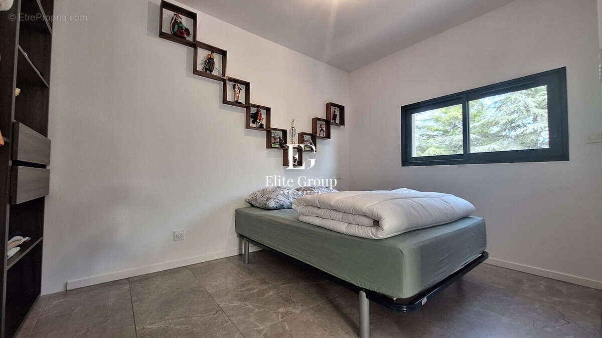 Maison à BARBEZIEUX-SAINT-HILAIRE