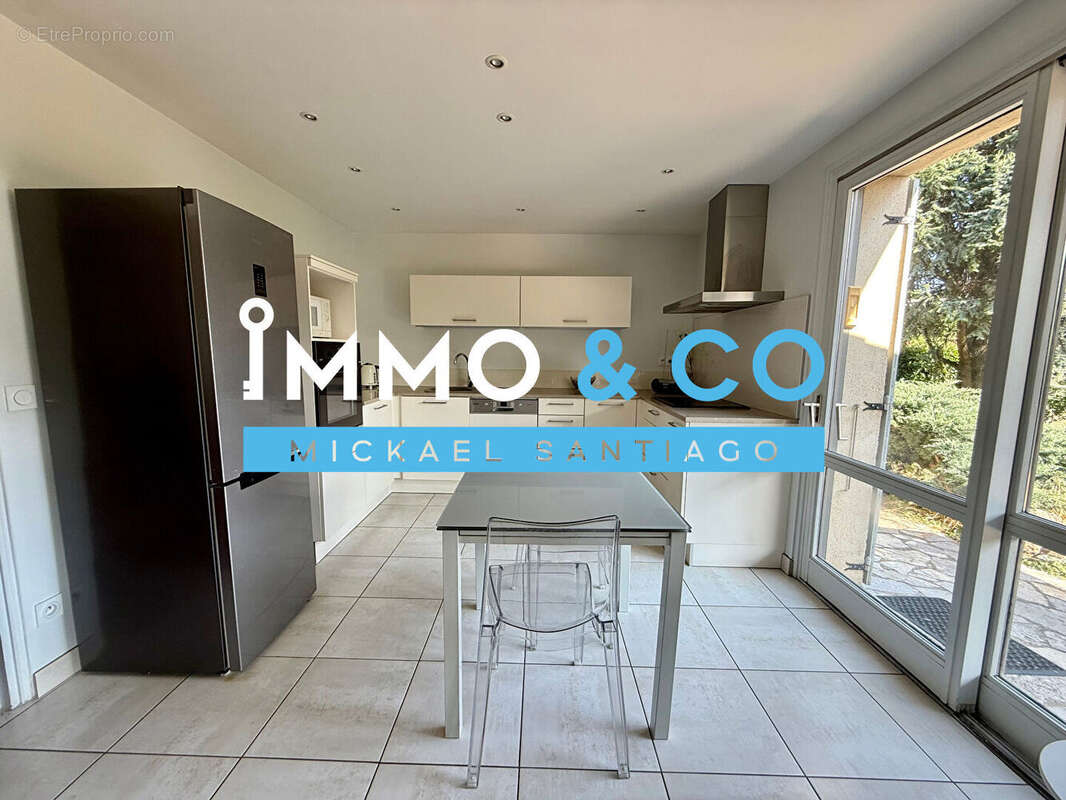 Maison à PORTES-LES-VALENCE