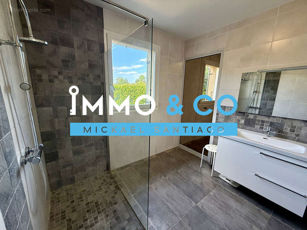 Maison à PORTES-LES-VALENCE