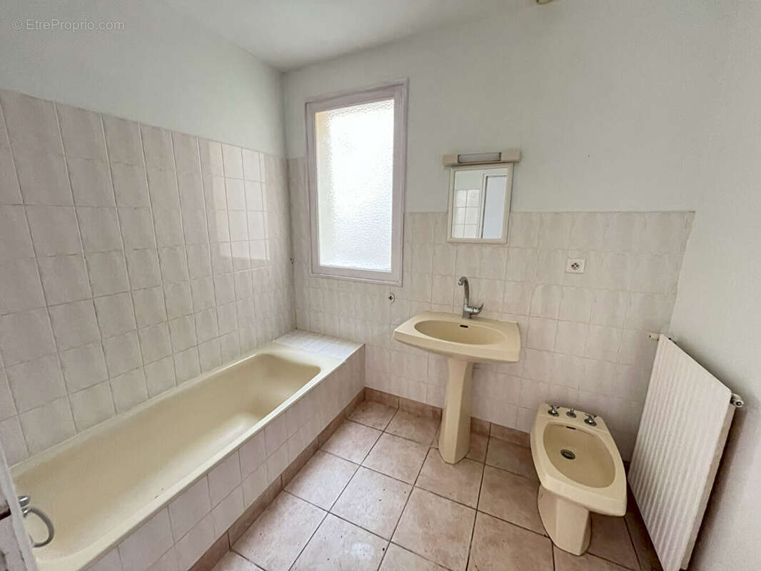 Maison à SAINT-JOACHIM