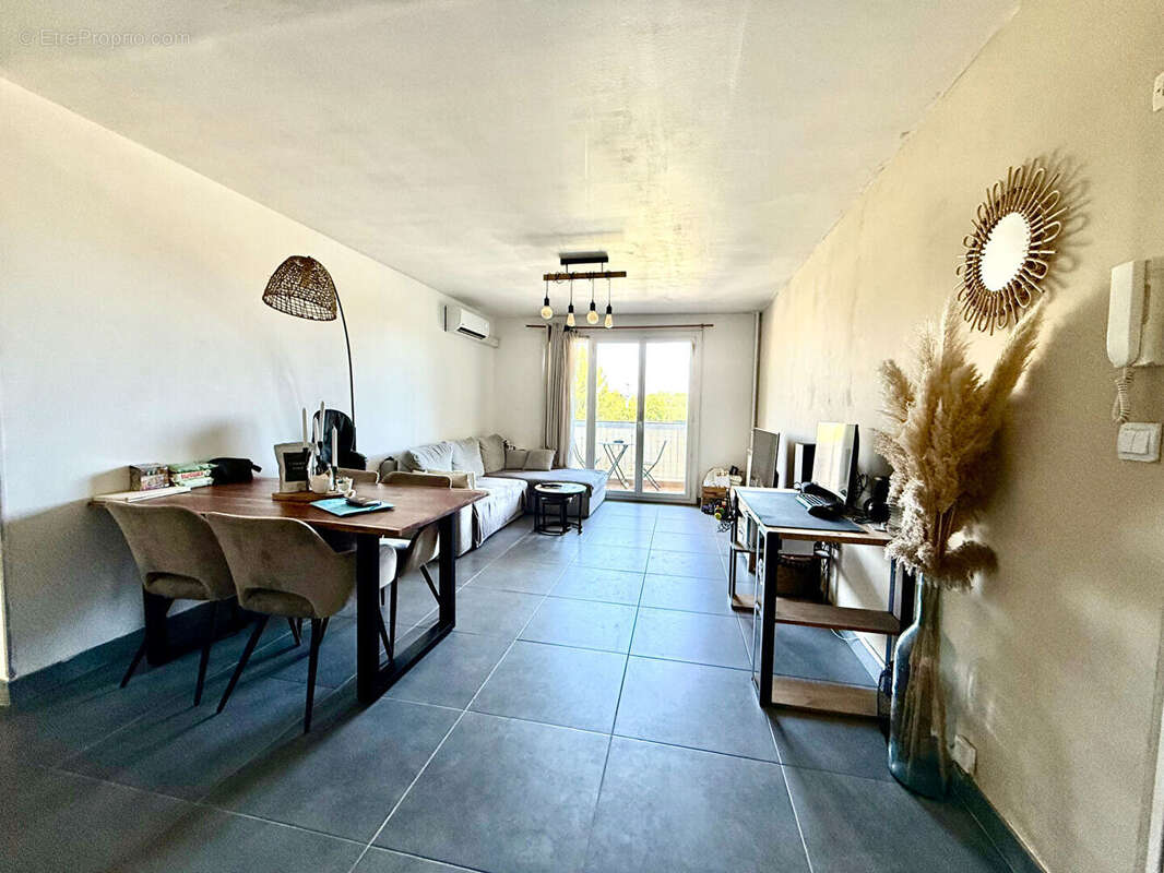 Appartement à HYERES