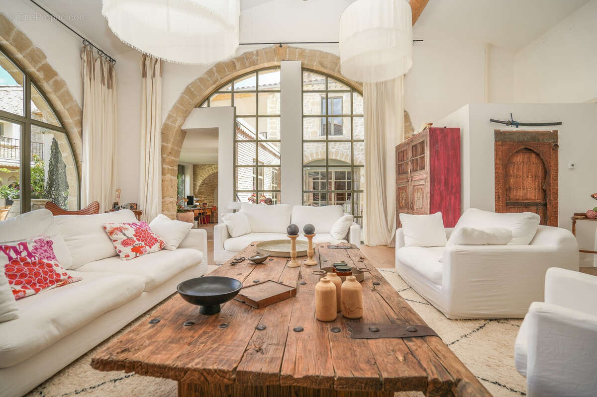 Maison à VILLEVIEILLE