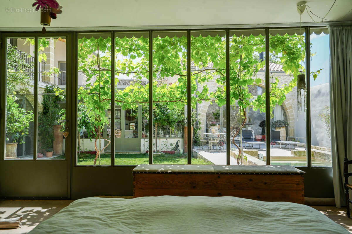 Maison à VILLEVIEILLE