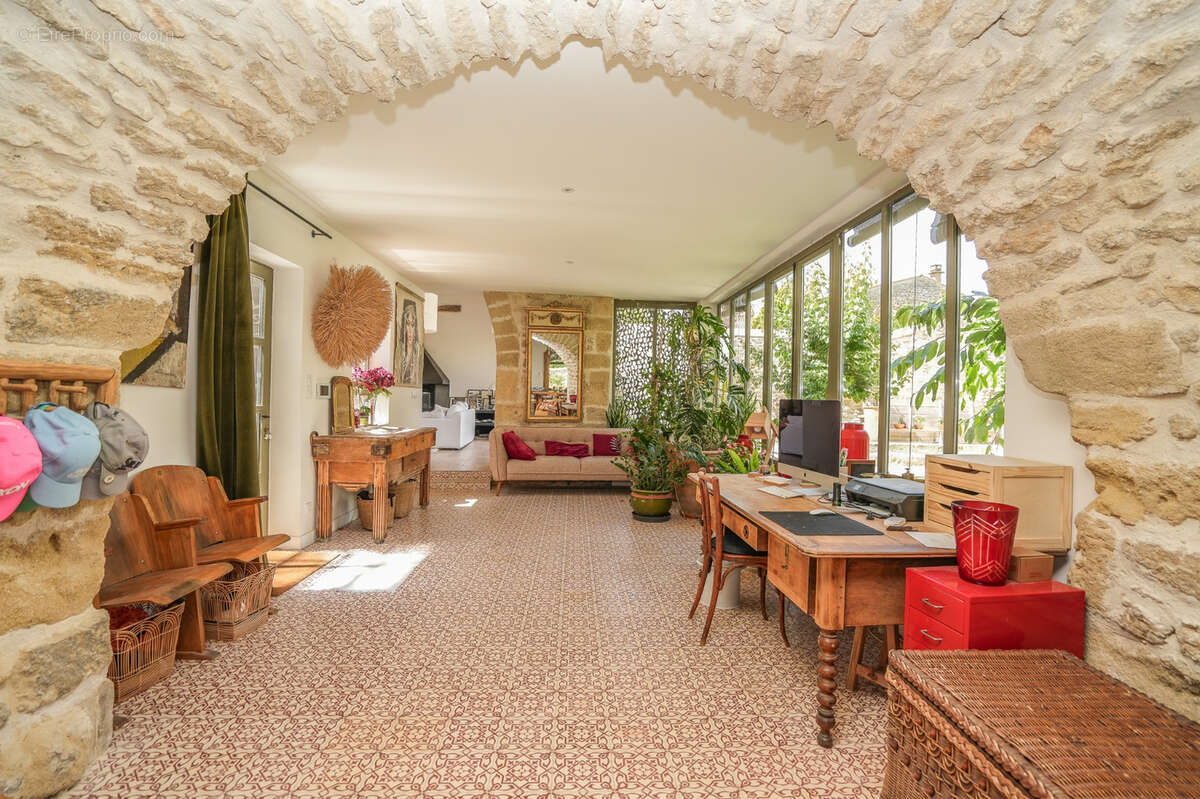 Maison à VILLEVIEILLE