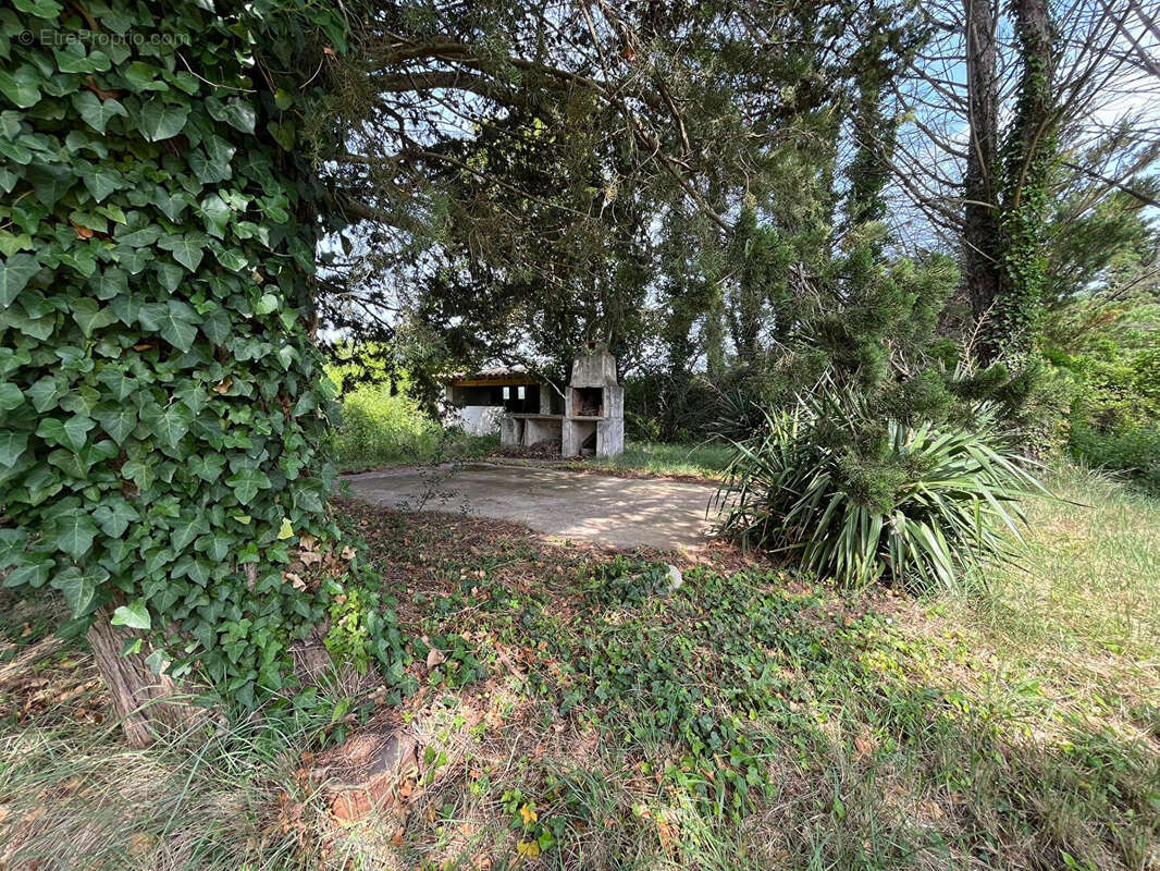 Maison à SAINT-COME-ET-MARUEJOLS