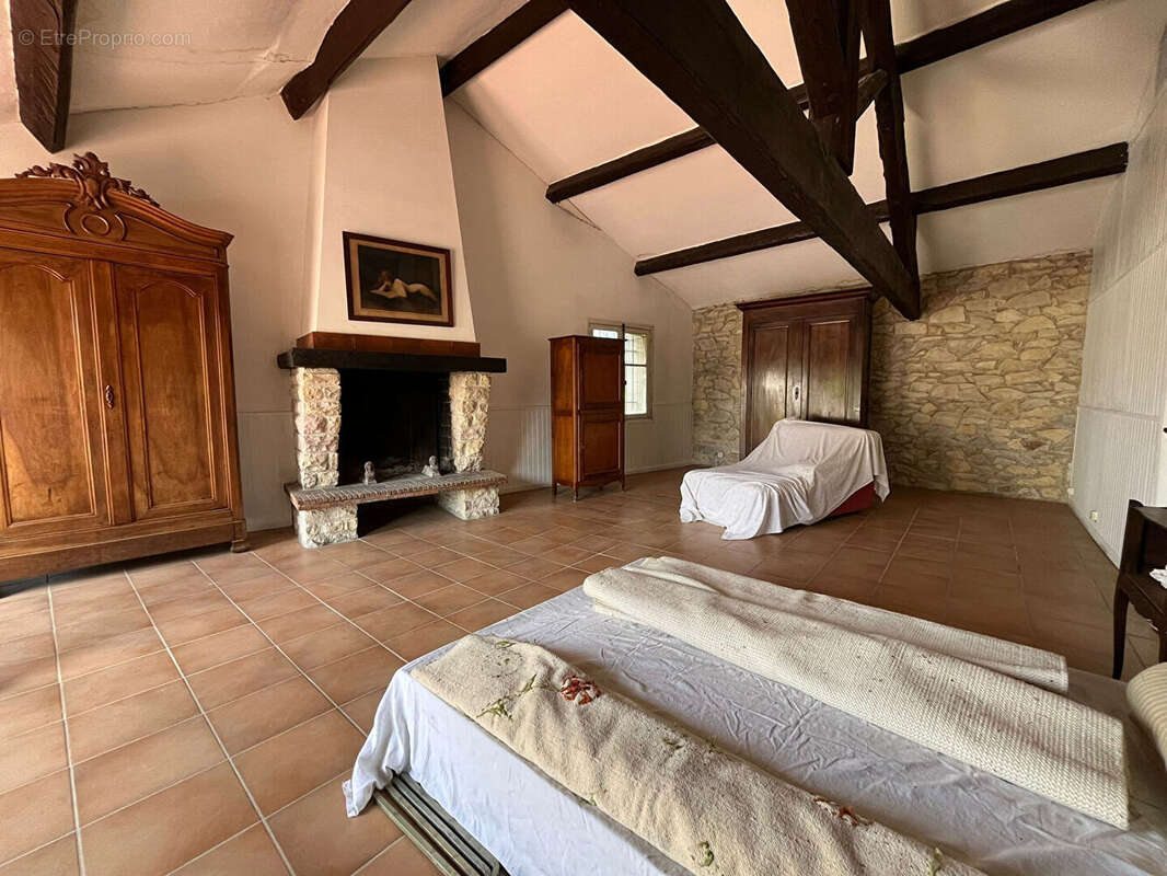 Maison à SAINT-COME-ET-MARUEJOLS