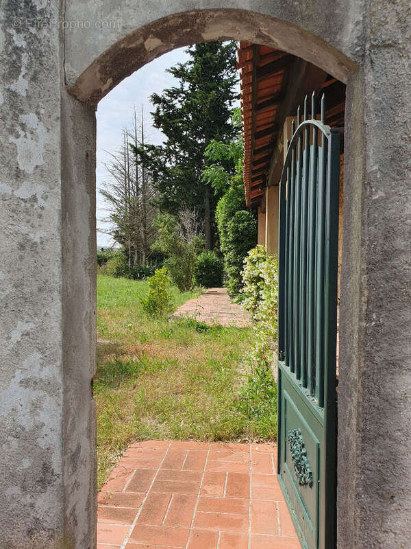 Maison à SAINT-COME-ET-MARUEJOLS