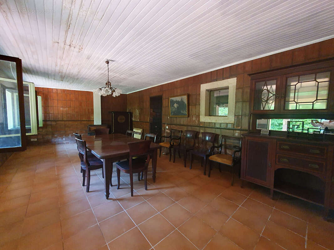 Maison à SAINT-COME-ET-MARUEJOLS