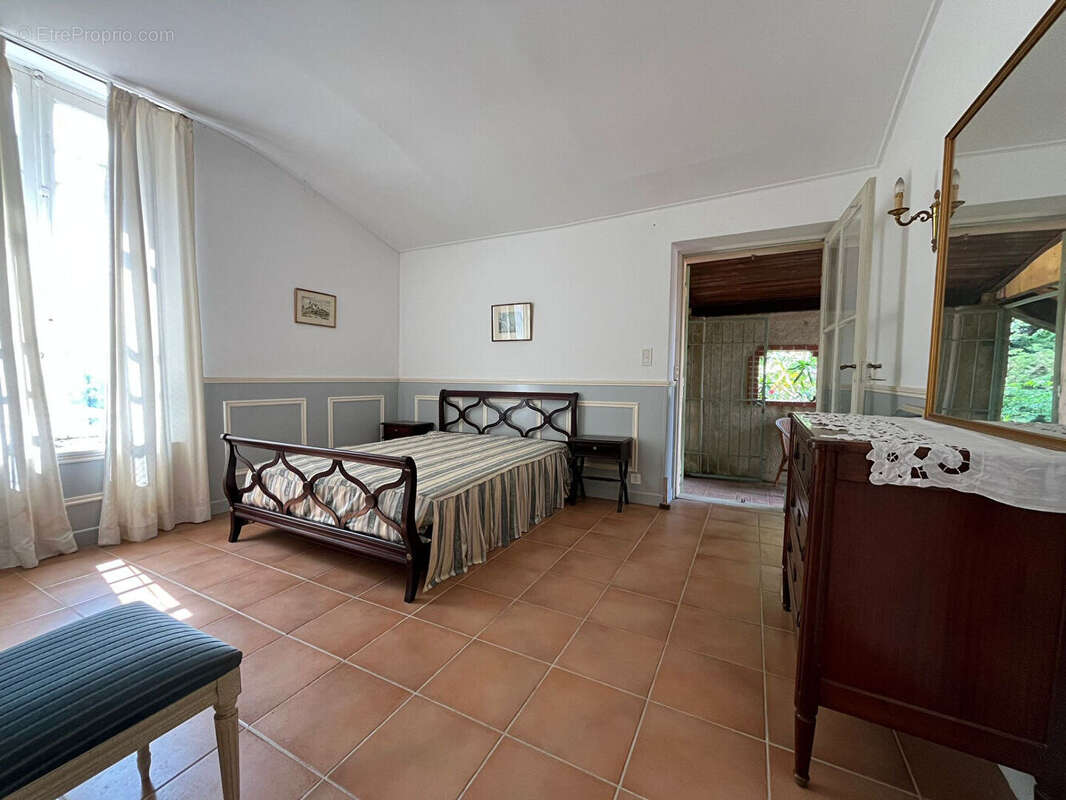 Maison à SAINT-COME-ET-MARUEJOLS