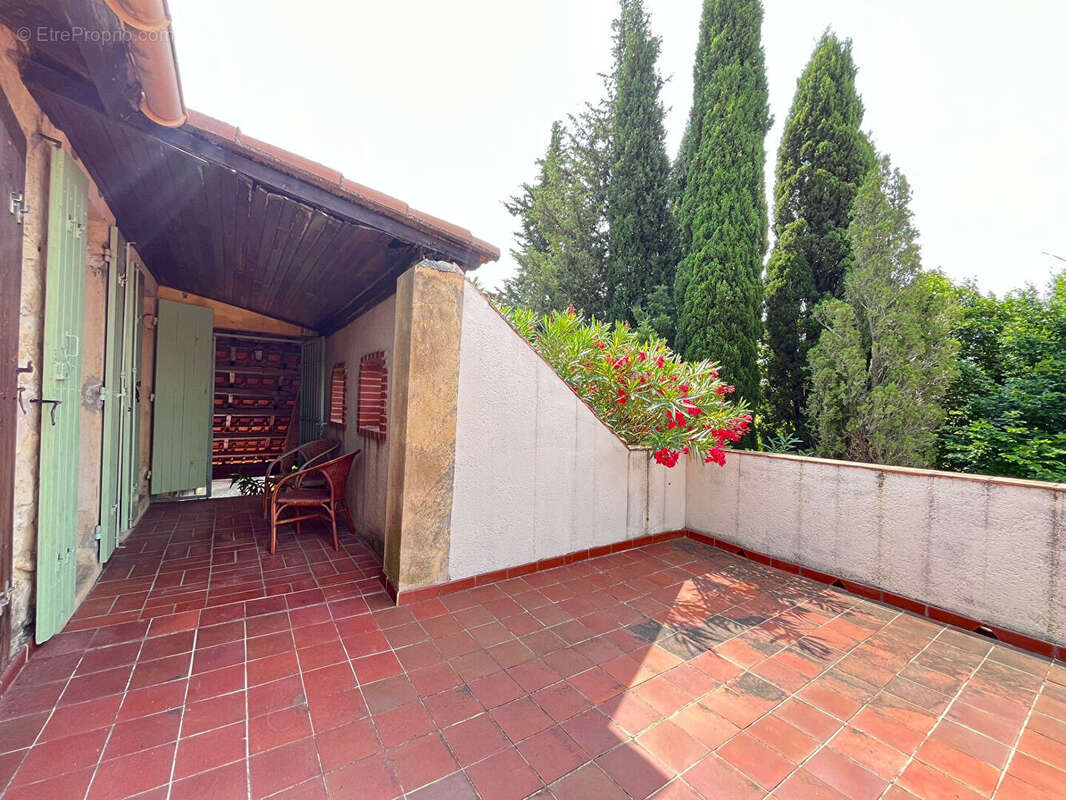 Maison à SAINT-COME-ET-MARUEJOLS