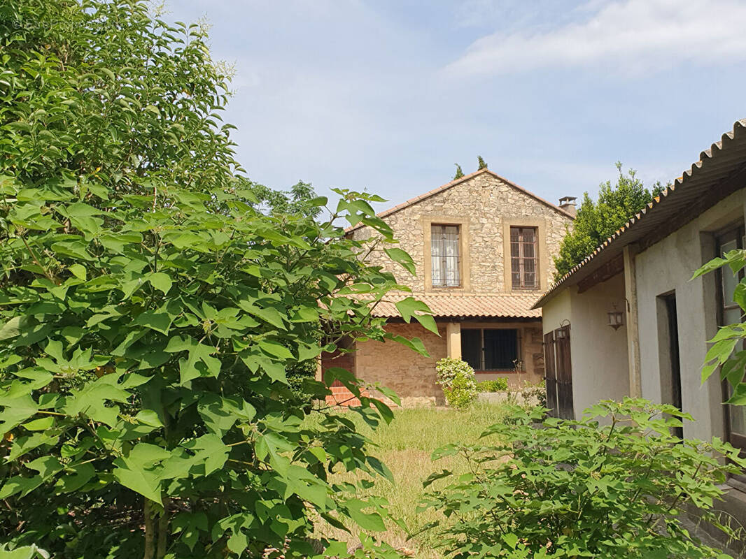Maison à SAINT-COME-ET-MARUEJOLS