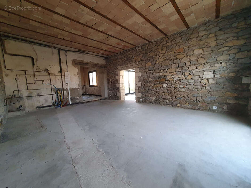 Maison à SAINT-LAURENT-D&#039;AIGOUZE